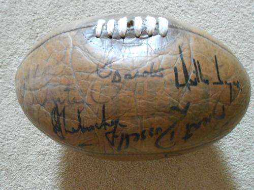 VINTAGE SIGNED LEATHER RUGBY BALL