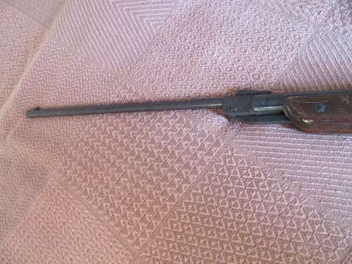 1950`S STELLA 520 AIR RIFLE
