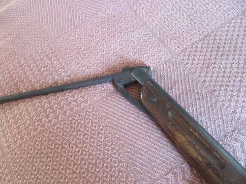 1950`S STELLA 520 AIR RIFLE