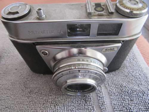 2 CAMERAS