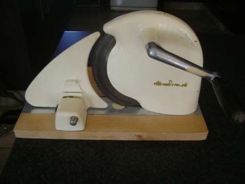 VINTAGE ENAMEL BREAD AND MEAT SLICER