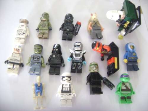 79X LITTLE LEGO MEN