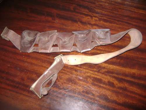 OLD WORLD WAR TWO AMUNITION BELT. - STAMPED 1942