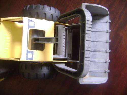 LARGE TONKA LOADER TRUCK