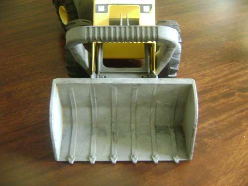 LARGE TONKA LOADER TRUCK