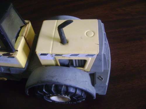 LARGE TONKA LOADER TRUCK