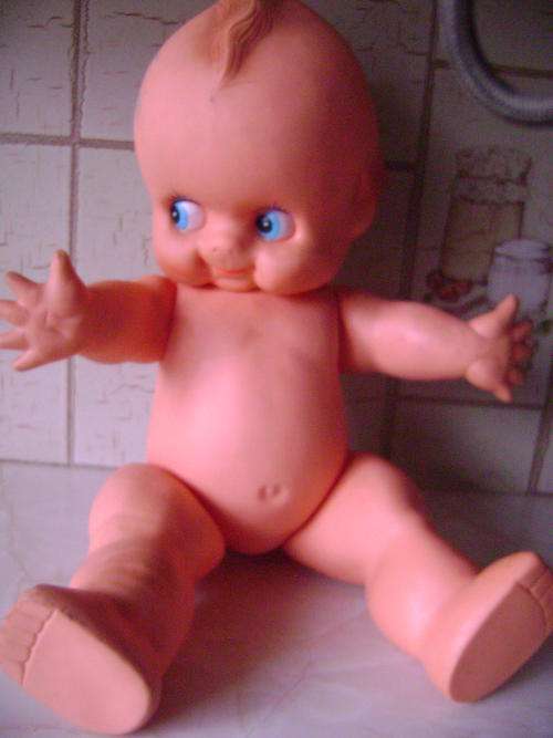 THIS LARGE KEUPIE DOLL IN VERY GOOD CONDITION