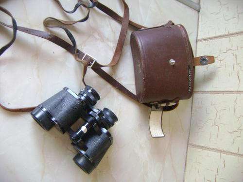 OLD CAT EYE BINOCULARS IN LEATHER CARRY BAG - MADE KAMAKURA KOHKI OPTICAL LTD.