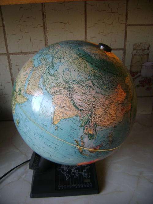 OLD TIN WORLD GLOBE - MADE IN DENMARK - HAS A LIGHT INSIDE