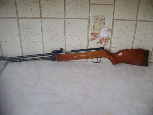DEMARCO B3-3 PELLET GUN IN VERY GOOD CONDITION
