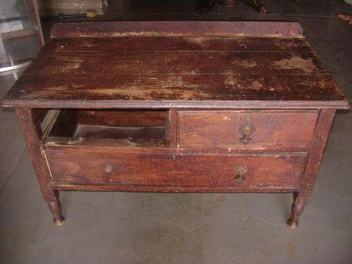 OLD CHEST OF DRAWERS SOLID WOOD ONE DRAWER MISSING - FOR RESTORATION