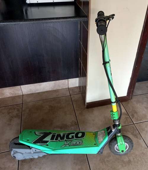 ZINGO X200     BATTERY OPERATED SCOOTER