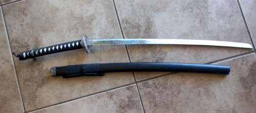 JAPANESE SWORD IN VERY GOOD CONDITION