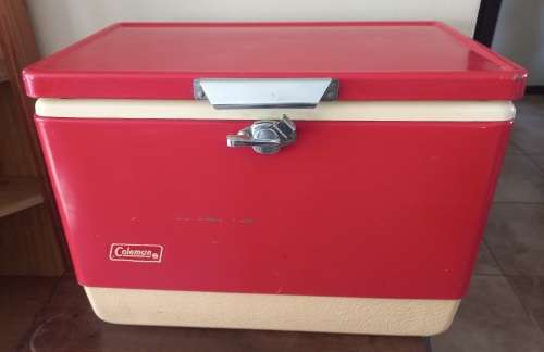 OLD COLEDMAN COOLER BOX