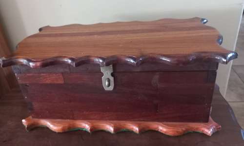 OLD JEWELERY BOX MADE OF SIOLID WOOD