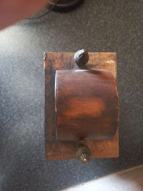 OLD WOODEN MANTEL CLOCK MADE OF WOOD