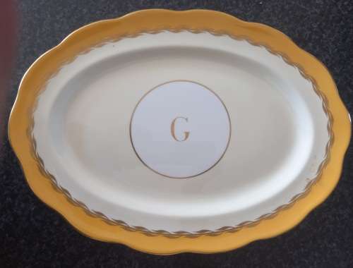 31 PIECE ROYAL ALBERT BONE  CHINA SET - MADE IN ENGLAND
