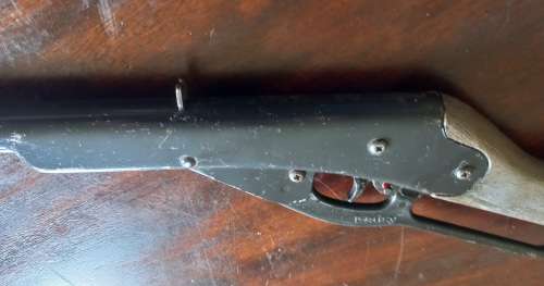 DAISY RIFEL IN VERY GOOD CONDITION