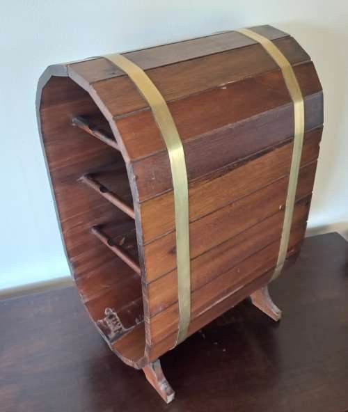WOODEN WINE RACK IN VERY GOOD CONDITION
