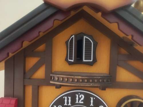 CITIZEN QUARTZ MARCHENHAUS WALL HANGING CLOCK