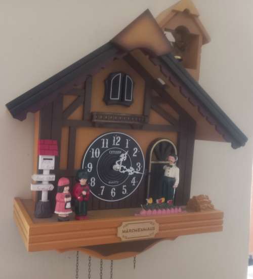 CITIZEN QUARTZ MARCHENHAUS WALL HANGING CLOCK