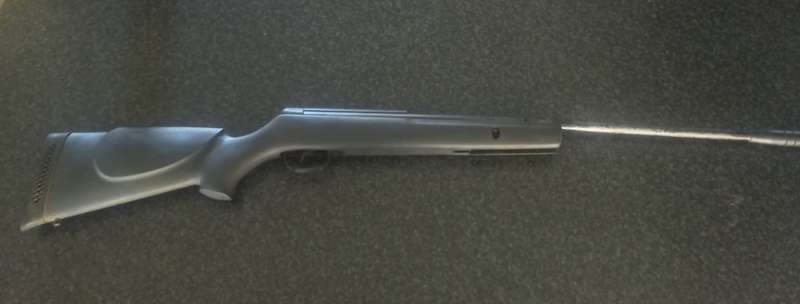 SHADOW BZ-30 PELET GUN - VERY GOOD CONDITION