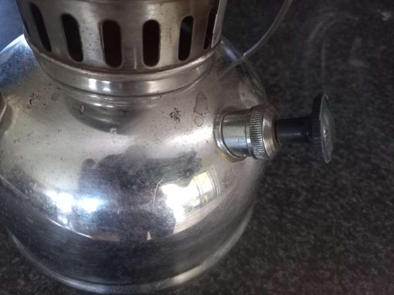 STANLEY PRIMUS LAMP - MADE IN HONG KONG