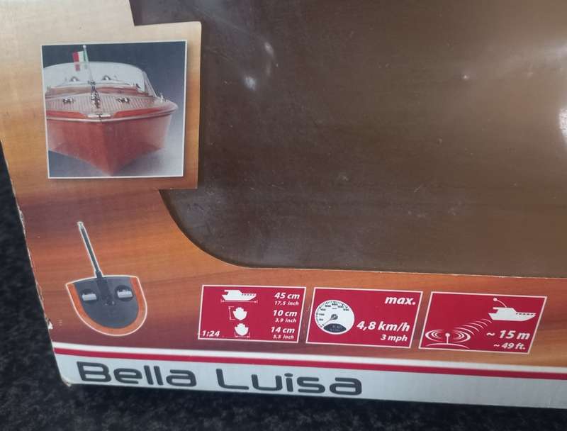 BELLA LUISA RADIO CONTROL BOAT