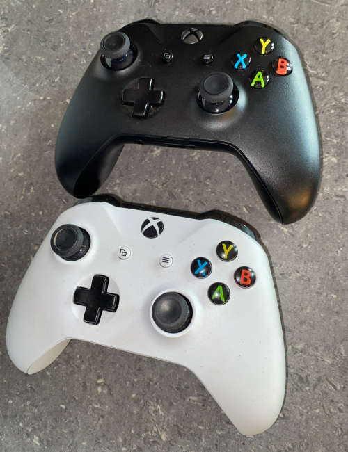 Xbox One 1TB With Two Controllers and Five Games - Like New