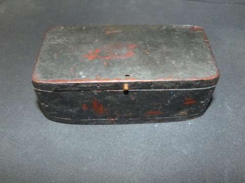 WW2 POW Escape Razor with hollow shaft in handmade box