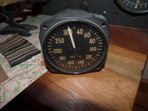 WW2 Vintage American Aircraft Speed Indicator