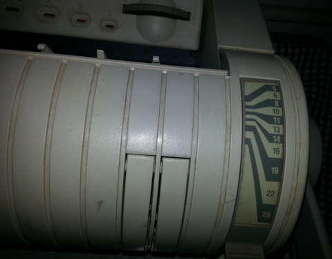 Rexel wire ringbinder & 18 boxes wire ringbinding stock