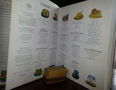 The NEW Complete book of Self-Sufficiency