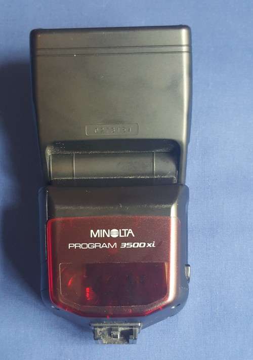 Minolta Dynax 7000i SLR