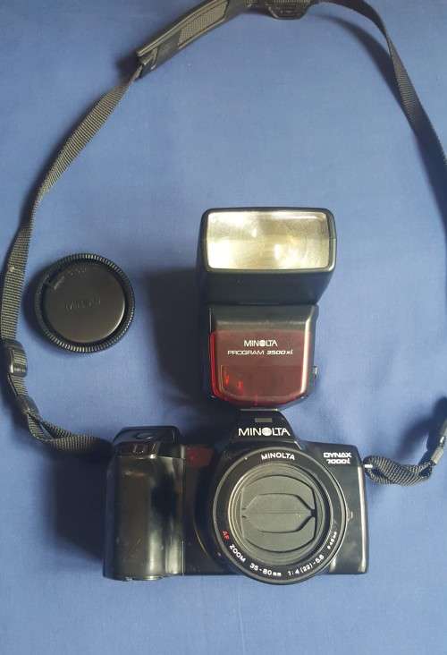 Minolta Dynax 7000i SLR