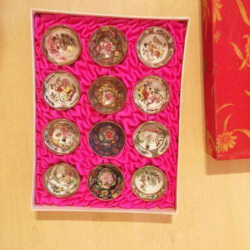 12 RARE Hand Painted Oriental Porcelain Tea Ceremony Cups (SILK BOXED)