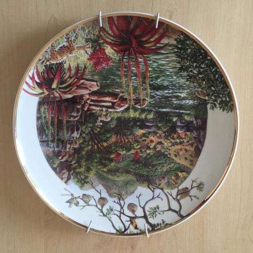 Collectible Heritage Collection Porcelain display Plate  - "Bushveld Autumn"  (250mm)