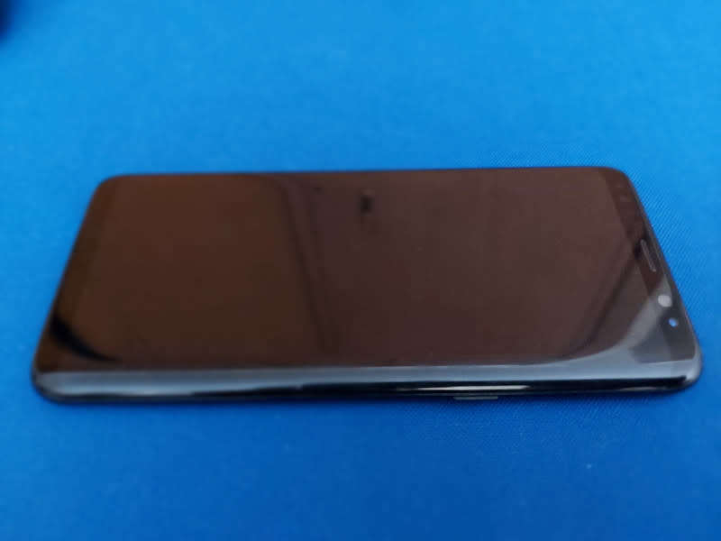 Samsung Galaxy S8 G950F - 64GB - 4GB RAM - PHONE, BODY PROTECTOR & CABLE ONLY