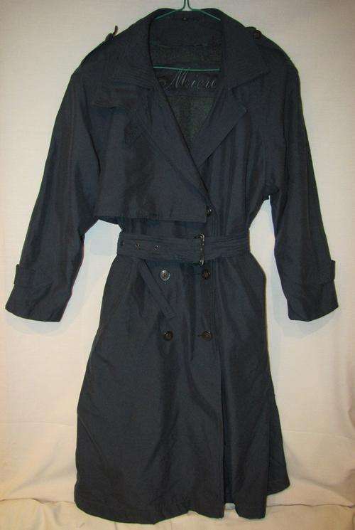 Ladies Beautiful Dark Green Winter 3/4 Coat, Very Warm, Water Resistant and Comfortable, Size 36