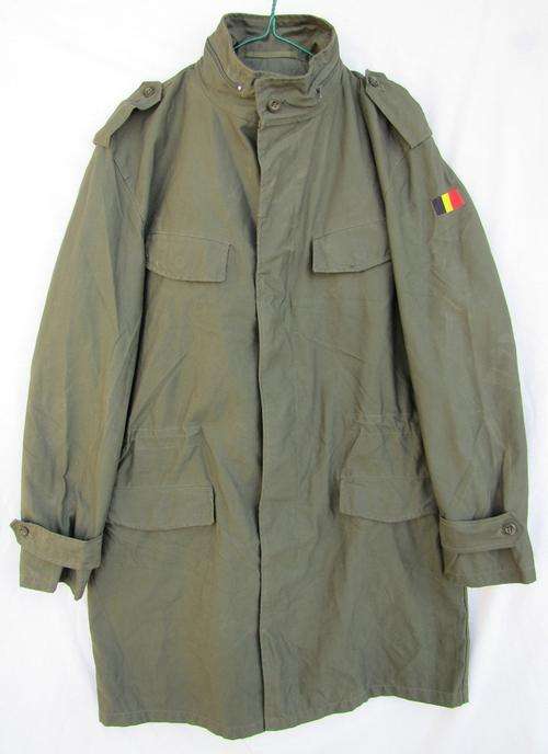 Mens Belgium Green Gab/Trench Coat, Very warm, With Removable Inners, Smart, Hood, Size 32