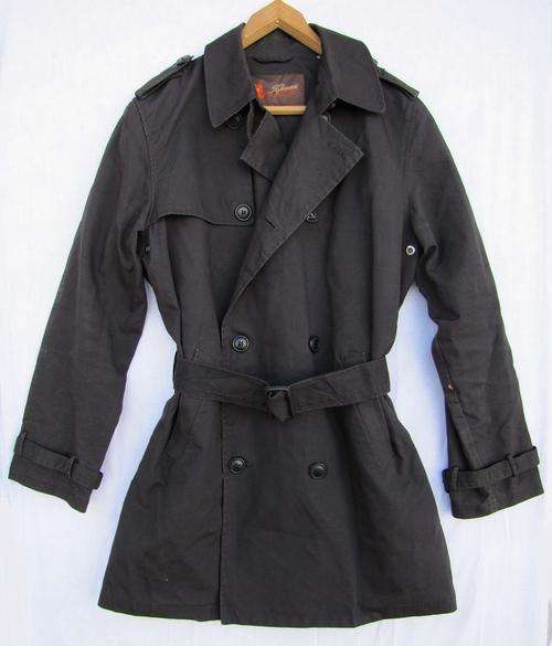 Mens Winter Charcoal 3/4 Coat, Lined, Warm, Water Resistant and Comfortable, Size 34