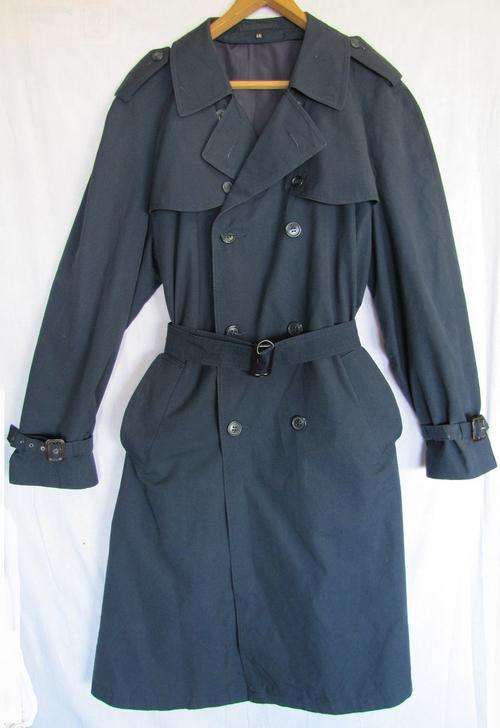 Mens Winter Navy Blue 3/4 Coat, Lined, Warm, Water Resistant and Comfortable, Size 34/36