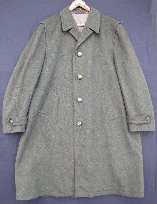 Stunning Mens Olive Green Stylish New Wool Full Jacket, warm, lined and comfortable, Size 44