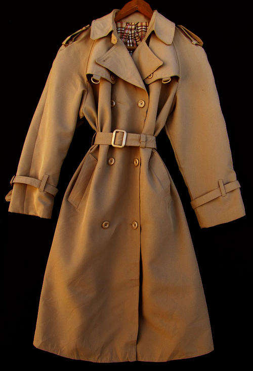 Ladies Beautiful Biege Winter 3/4 Coat, Warm, Water Resistant and Comfortable, Size 36