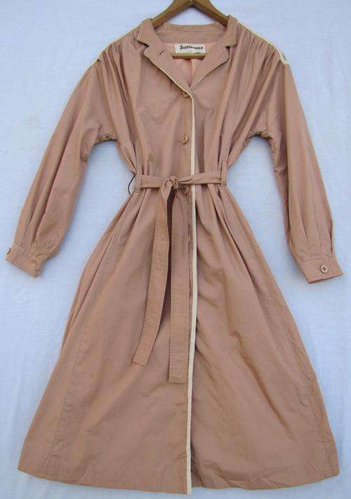Lovely Ladies Dirty Pienk 3/4 Coat, Warm and Comfortable, Size 36