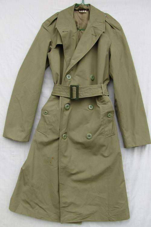 Mens Green 3/4 Rain Coat, Warm and Comfortable, SA Size 32/34