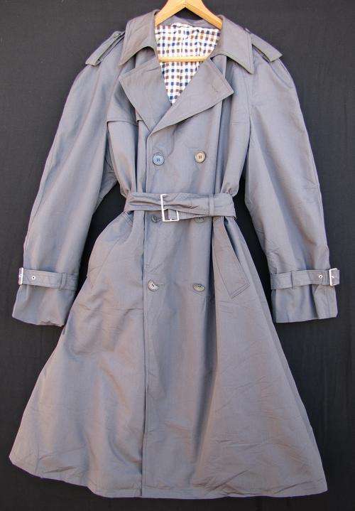 Mens Elegant Dark Grey Rain Coat, Warm and Comfortable, Size 36