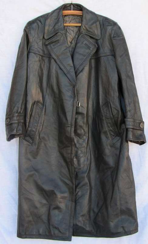 Stunning Mens  Dark Olive Green 3/4 Leather Coat, Very Warm, Padded and Comfortable, SA Size 34