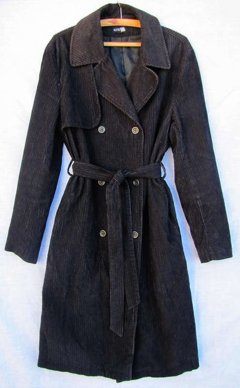 Ladies Gorgeous Black 3/4 Coat, Warm and Comfortable, SA Size 40/42