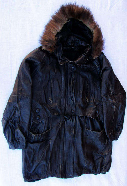 Stylish Ladies Black 1/2 Soft Leather Coat with Removable Hood, Warm and Comfortable, SA Size 40/42